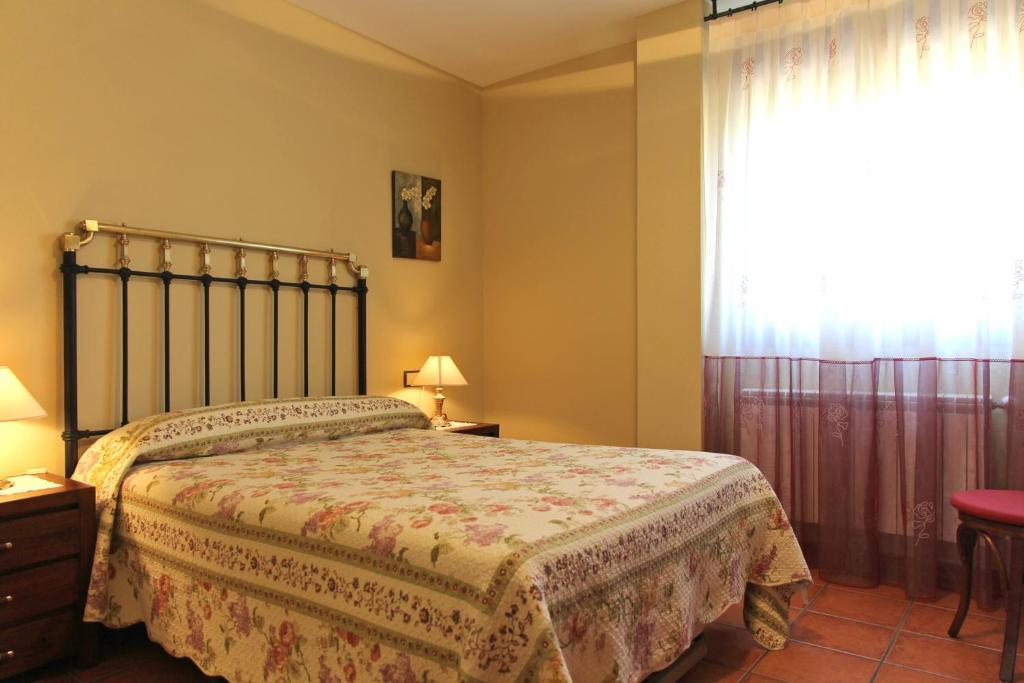 Hotel Los Arrenes De Tarancueña Værelse billede