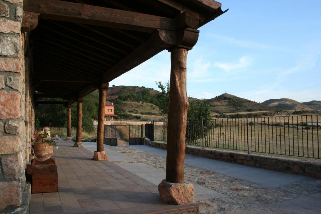 Hotel Los Arrenes De Tarancueña Eksteriør billede